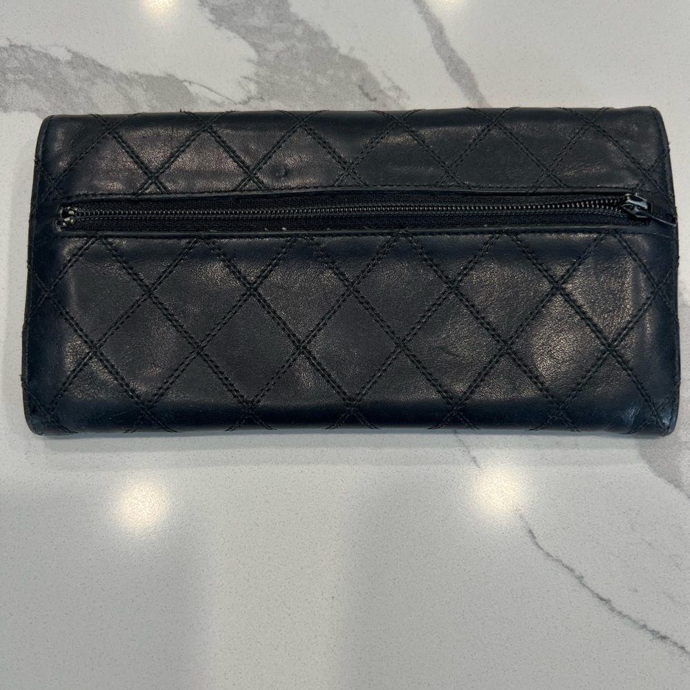 Vintage CHANEL Quilted Stitched Long Envelope Black Leather Wallet - Picture 7 of 7